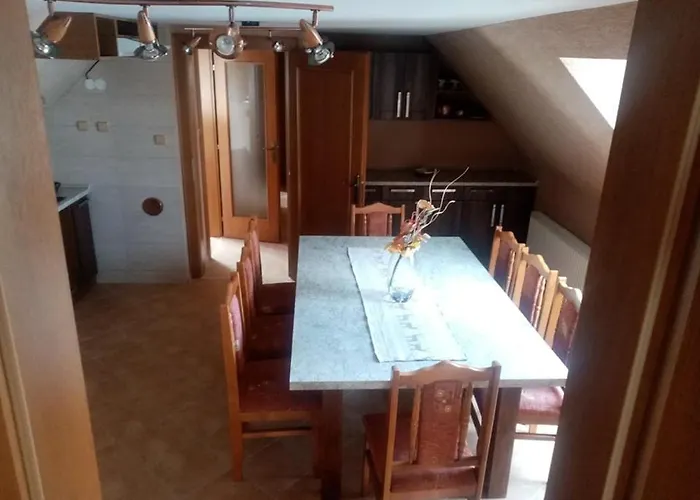 Lastovicka דירה קרמניצה